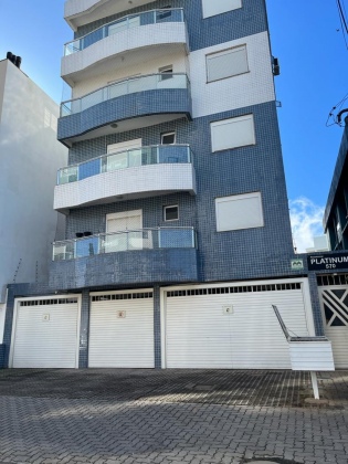 Apartamento de 2 dormitórios em Santa Maria no bairro...