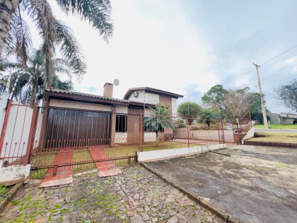 Casa em Cruz Alta no bairro Jardim América