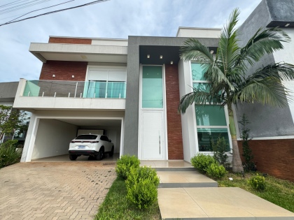 Casa de 3 dormitórios em Cruz Alta no bairro Schettert