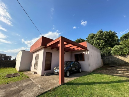 Casa de 3 dormitórios em Cruz Alta no bairro Central