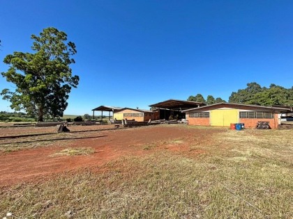 Pavilhão em Cruz Alta no bairro Boa Parada